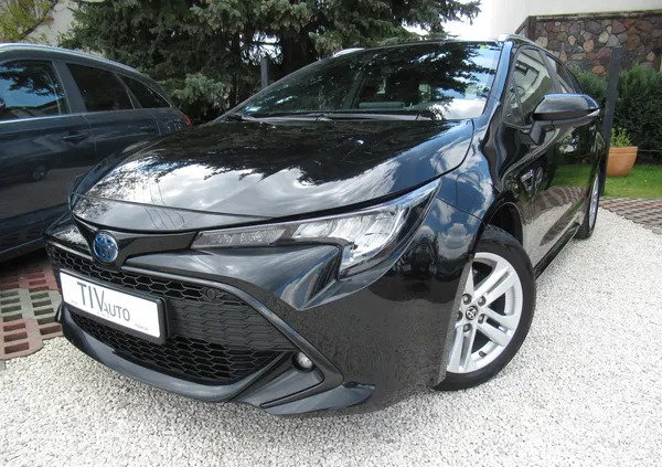 dobrzany Toyota Corolla cena 93898 przebieg: 72620, rok produkcji 2021 z Dobrzany